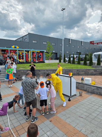 Dalgakiran Україна організувала святковий захід до Дня захисту дітей для родин працівників 