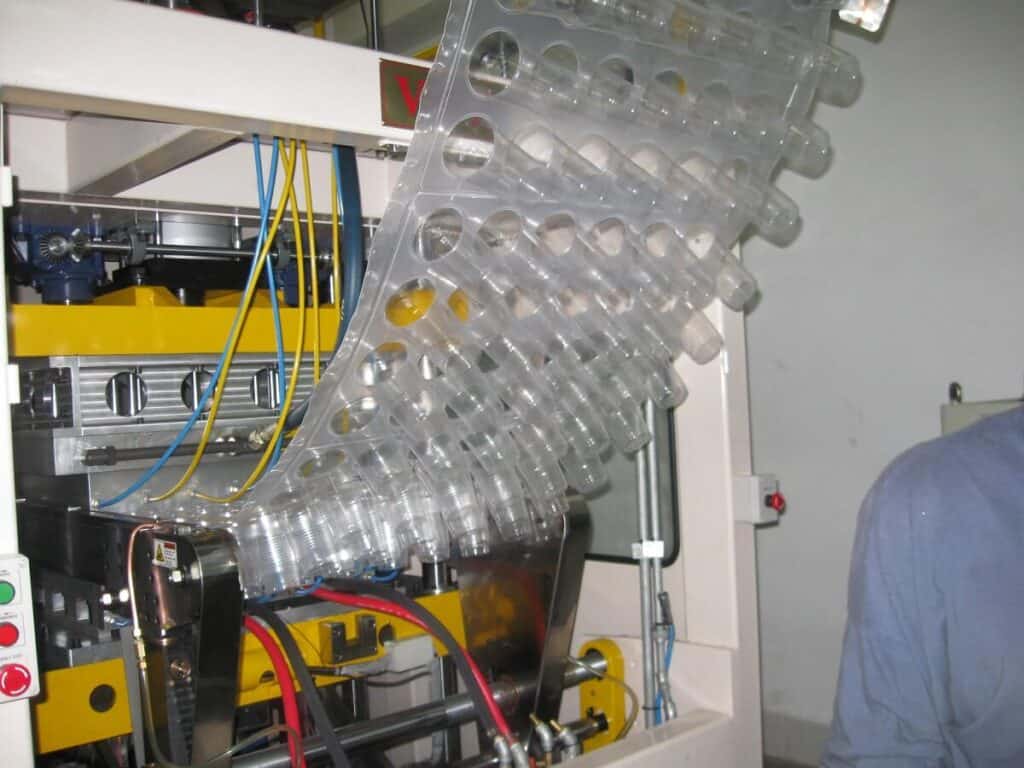 Термоформовочные машины